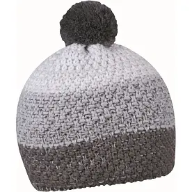 Шапка из акрила