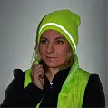 Шапка из акрила